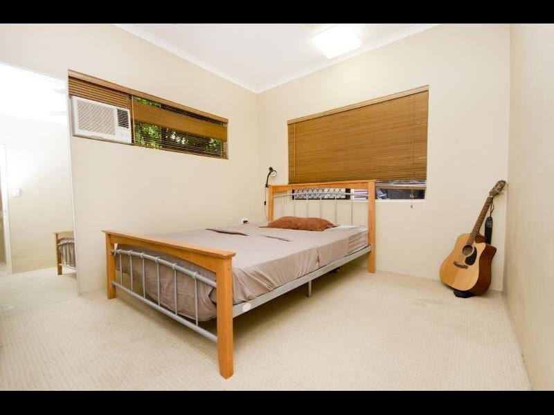 42 Irene Street, Mooroobool QLD 4870