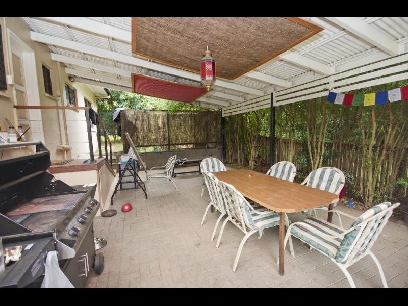 42 Irene Street, Mooroobool QLD 4870