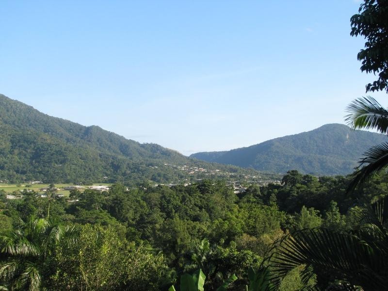 30 View Street, Brinsmead QLD 4870