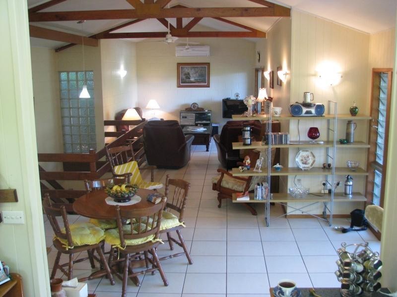 30 View Street, Brinsmead QLD 4870