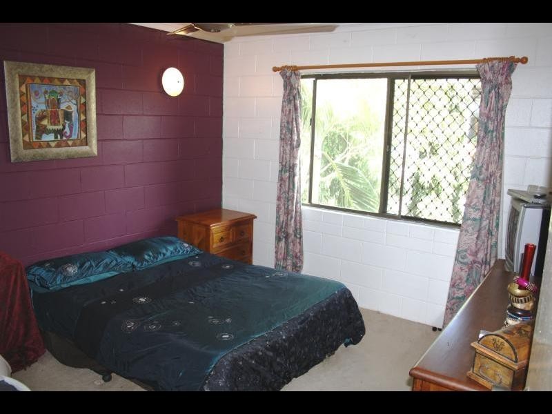 7/15 Earl Street, Westcourt QLD 4870