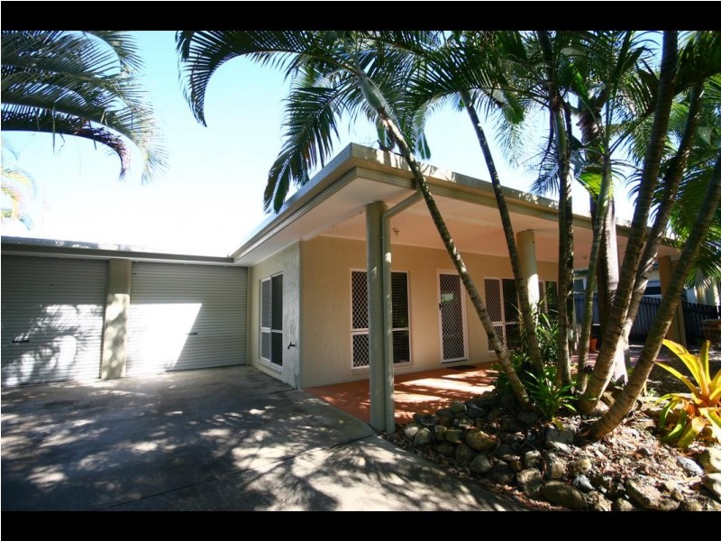 5 Cyprea Close, Trinity Beach QLD 4879