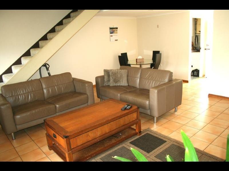 11/11 Maytown Close, Manoora QLD 4870