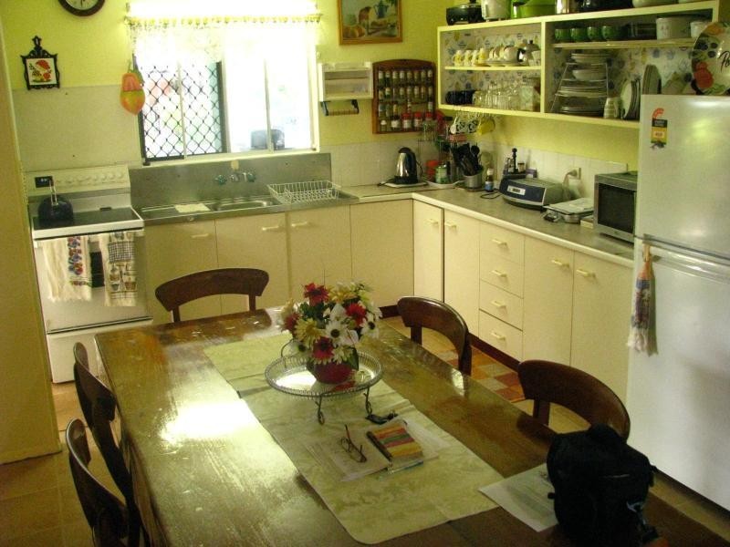 32 Kowinka Street, White Rock QLD 4868