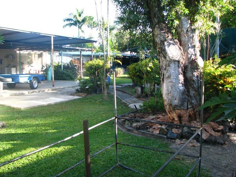 32 Kowinka Street, White Rock QLD 4868