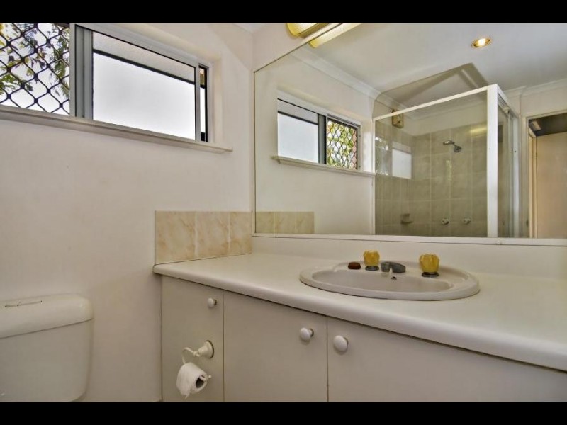 15/4 Chester Court, Manunda QLD 4870