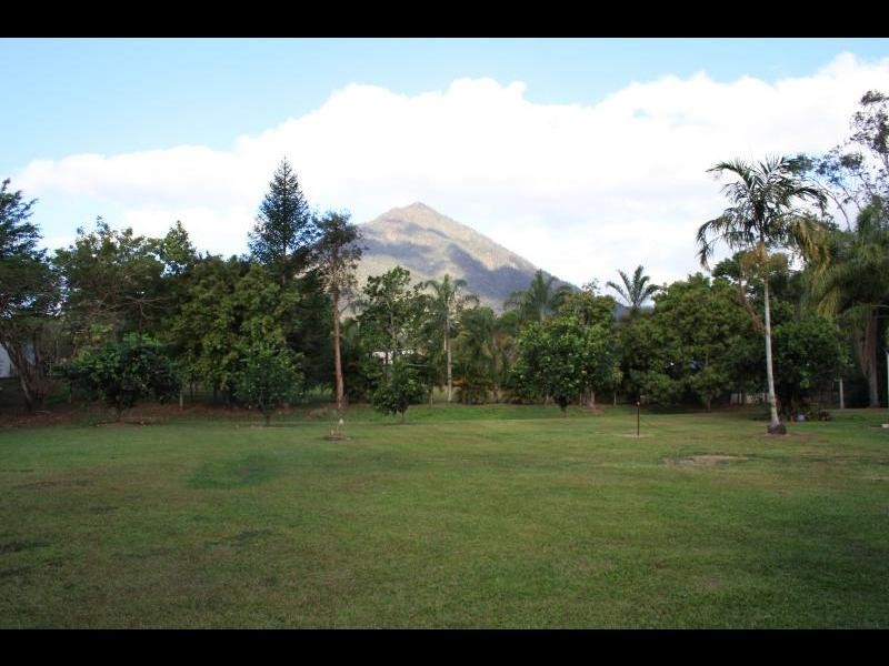 17 Dempsey Street, Gordonvale QLD 4865