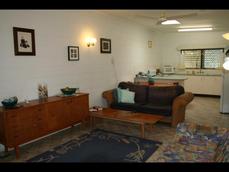 37 Simon Street, Freshwater QLD 4870