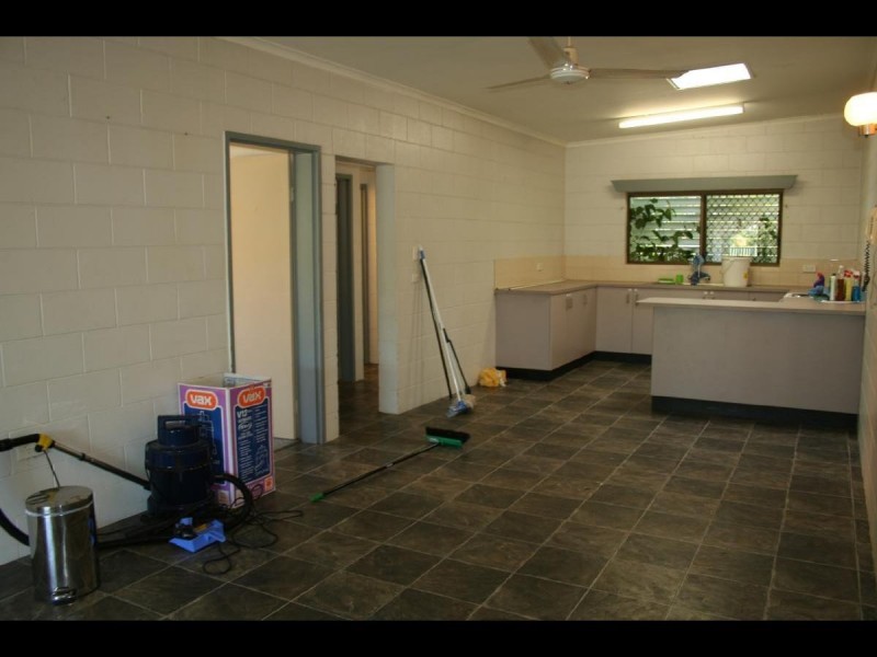 37 Simon Street, Freshwater QLD 4870