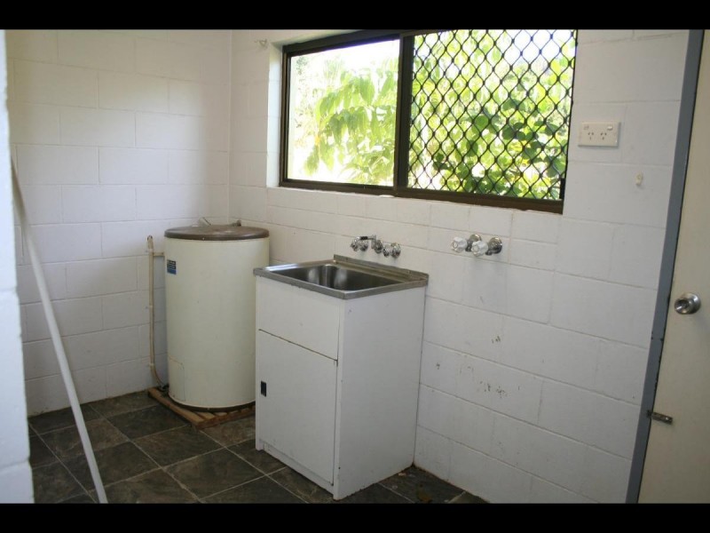 37 Simon Street, Freshwater QLD 4870