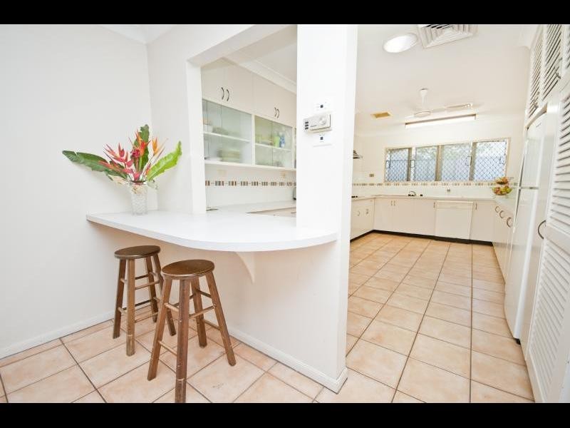 70 Kingsford Street, Mooroobool QLD 4870