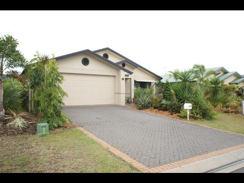 6 Venice Close, Kewarra Beach QLD 4879
