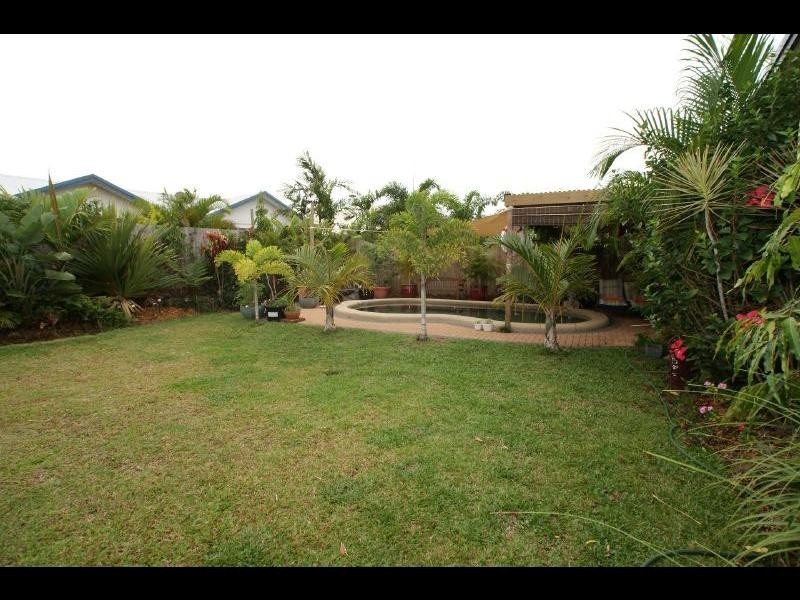 6 Venice Close, Kewarra Beach QLD 4879