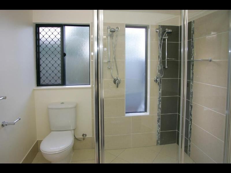 35 Aurelia Street, Palm Cove QLD 4879