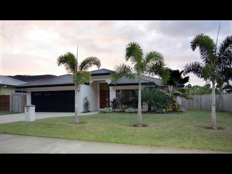 24 Moore Road, Kewarra Beach QLD 4879