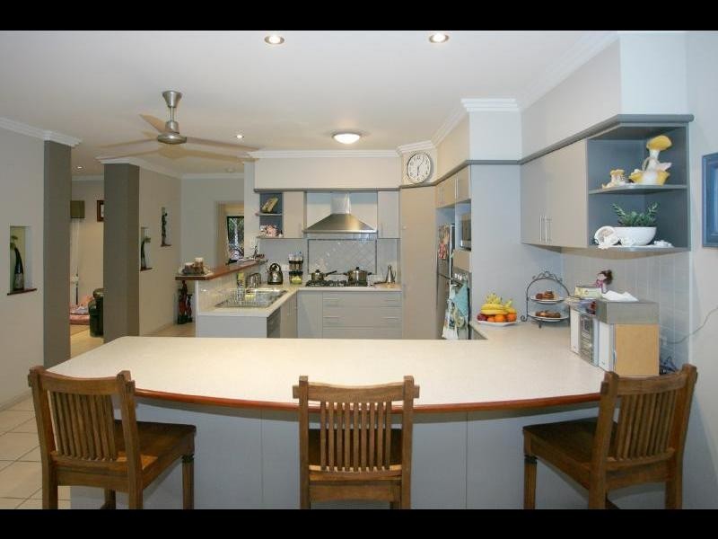 24 Moore Road, Kewarra Beach QLD 4879
