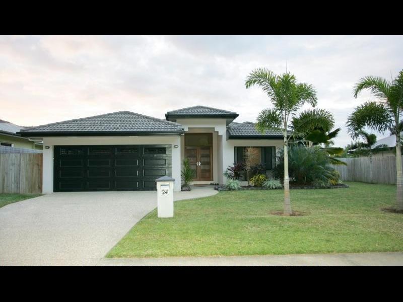24 Moore Road, Kewarra Beach QLD 4879