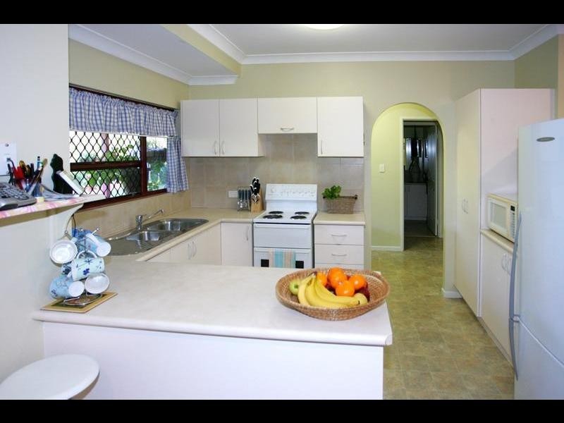 6 Whale Close, Kewarra Beach QLD 4879