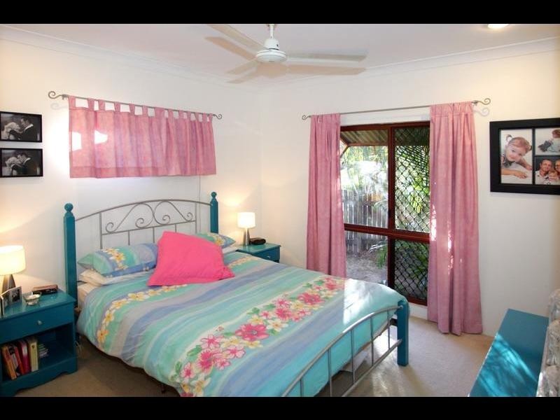6 Whale Close, Kewarra Beach QLD 4879