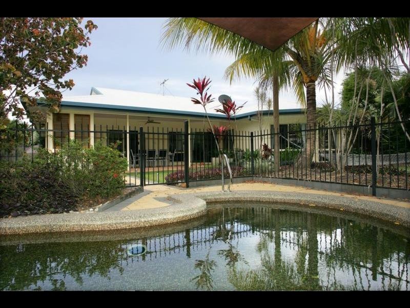 6 Warana Close, Kewarra Beach QLD 4879