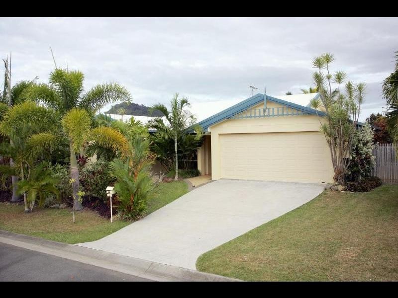 6 Warana Close, Kewarra Beach QLD 4879