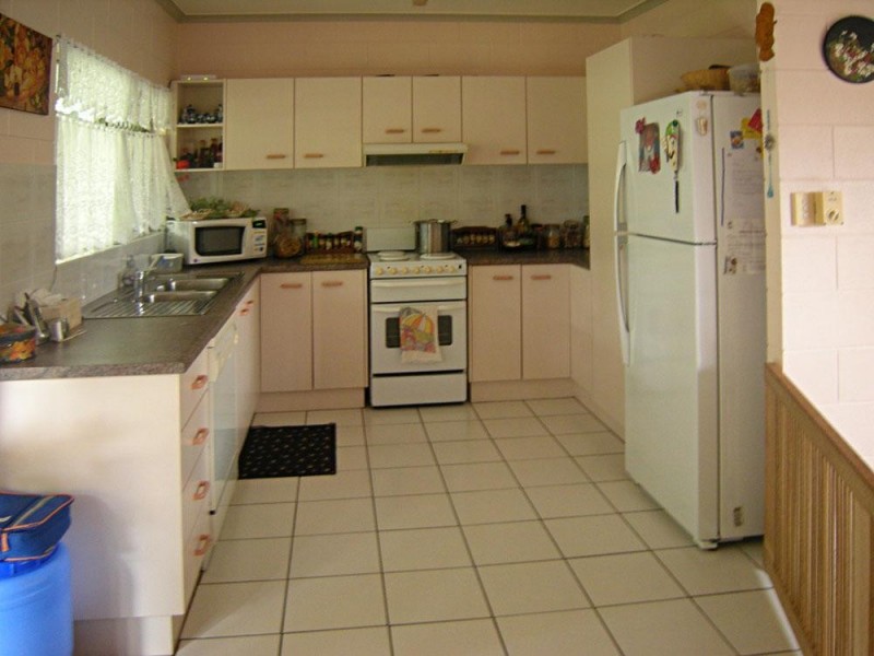 2 Dyer Close, Gordonvale QLD 4865