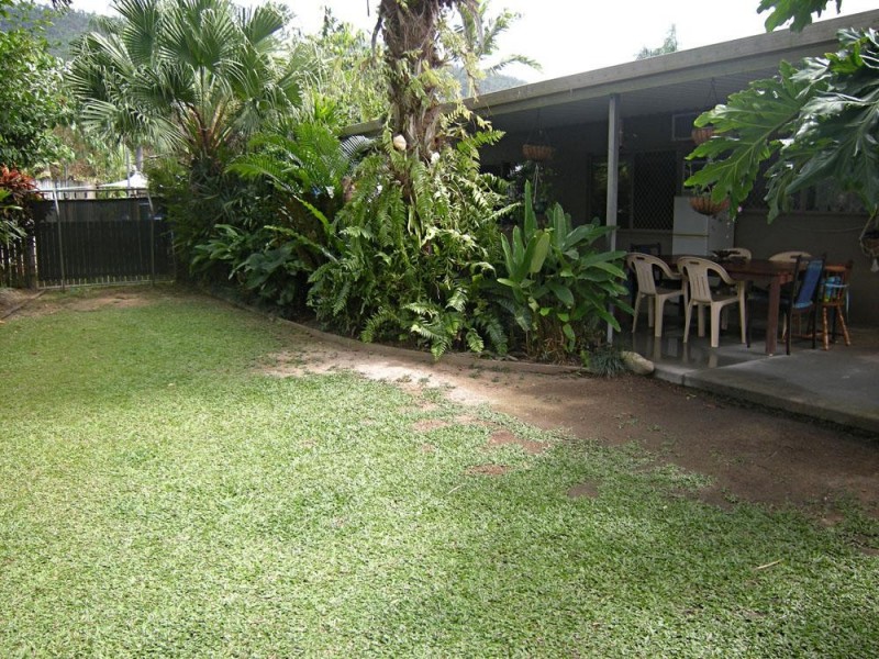 2 Dyer Close, Gordonvale QLD 4865