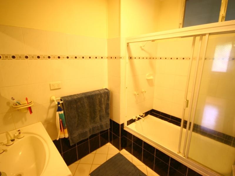 2 Crowley Close, Whitfield QLD 4870