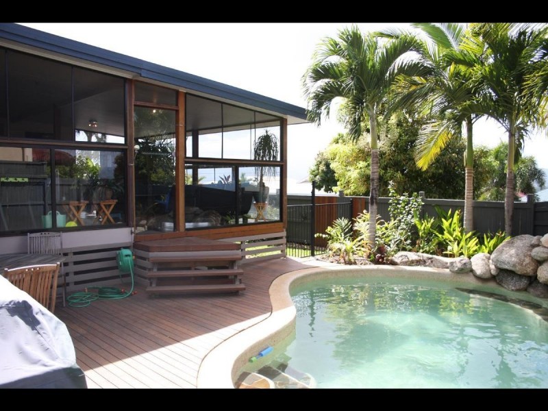 10 Oakblue Drive, Mount Sheridan QLD 4868