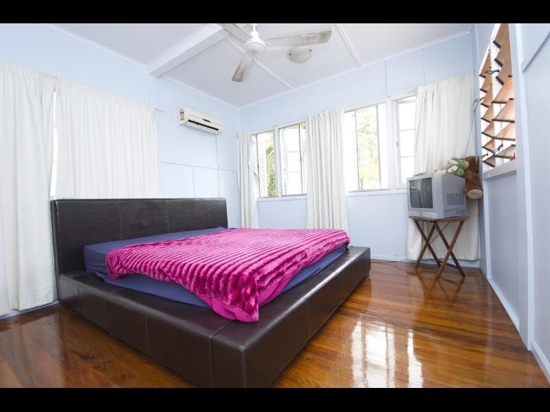 21 Morehead Street, Bungalow QLD 4870