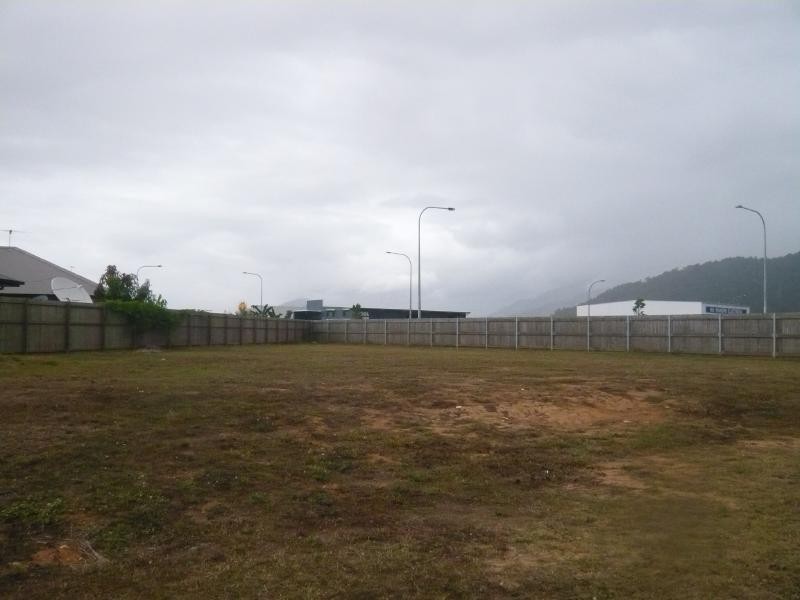 17 Newberry Street, Smithfield QLD 4878