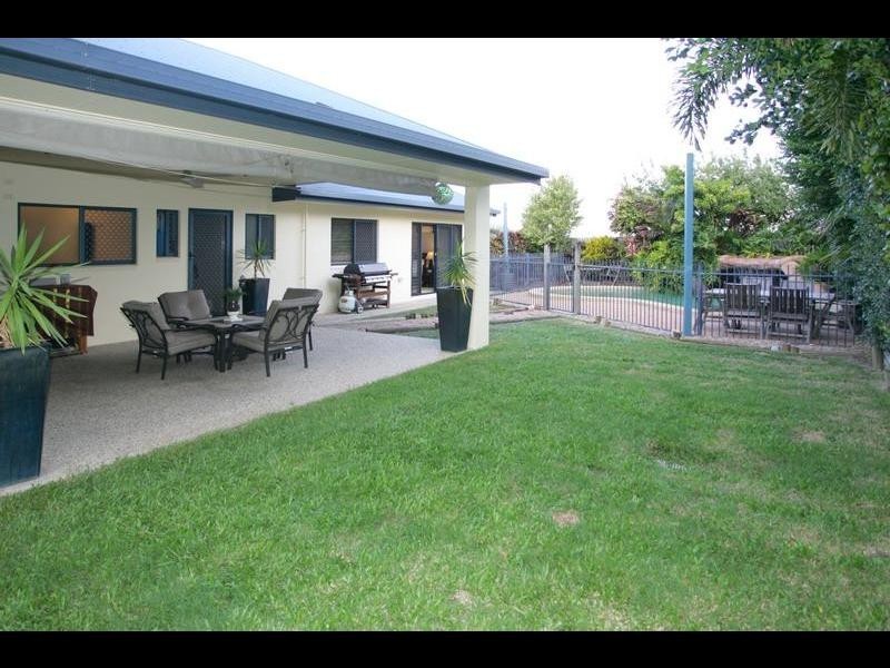 14 Warana Close, Kewarra Beach QLD 4879