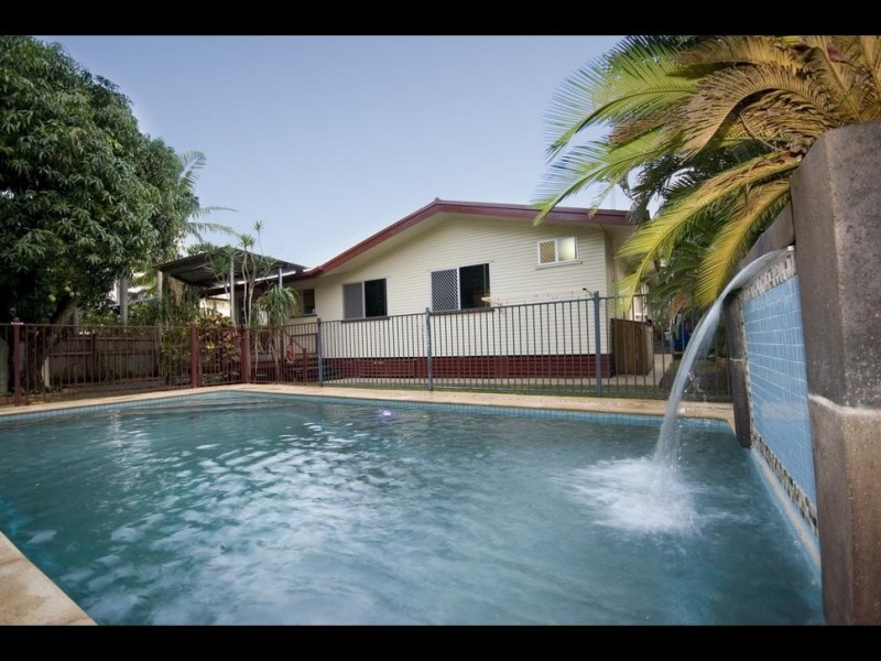 22 Henley Street, Earlville QLD 4870