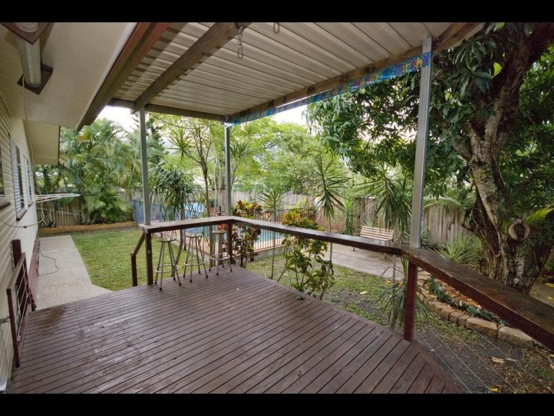 22 Henley Street, Earlville QLD 4870