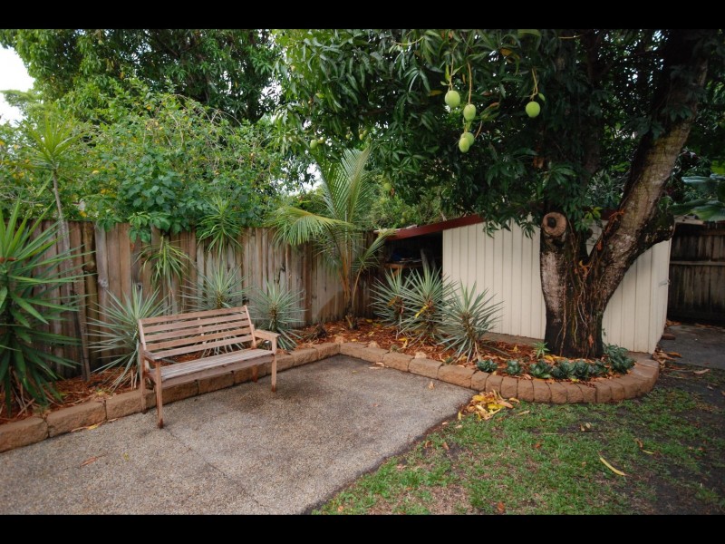 22 Henley Street, Earlville QLD 4870