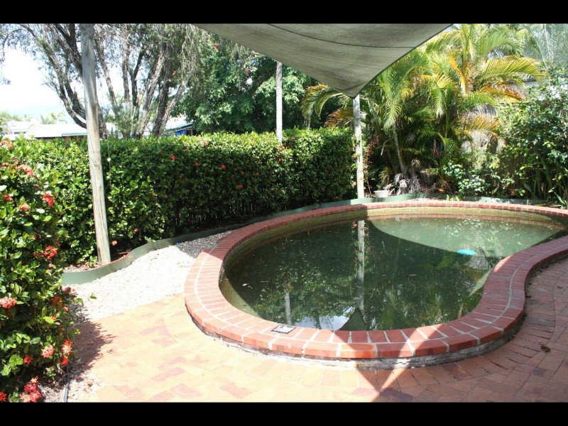 8/165 Mayers Street, Manoora QLD 4870