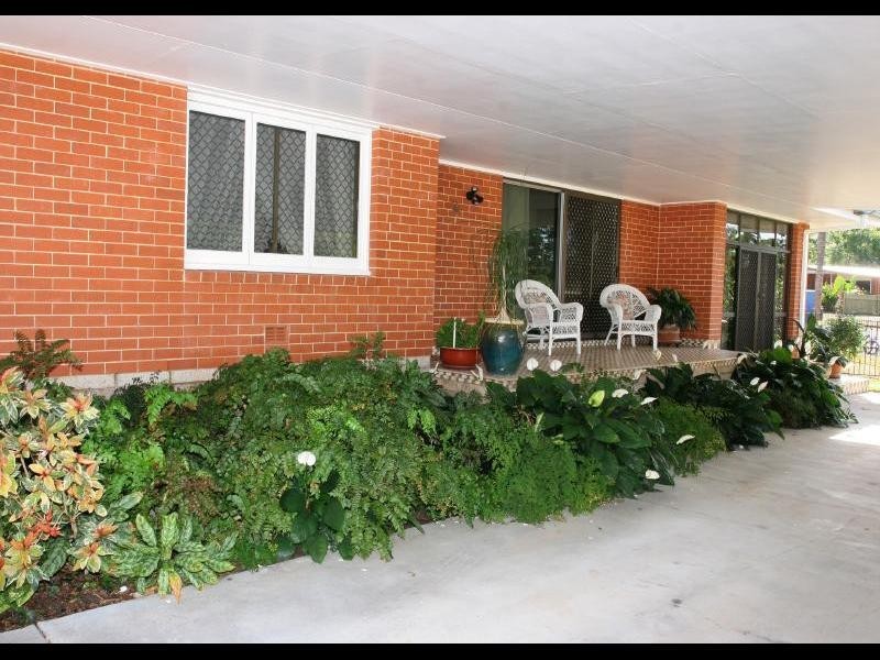 48 Hillview Crescent, Whitfield QLD 4870