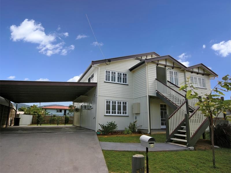 275 Aumuller Street, Westcourt QLD 4870
