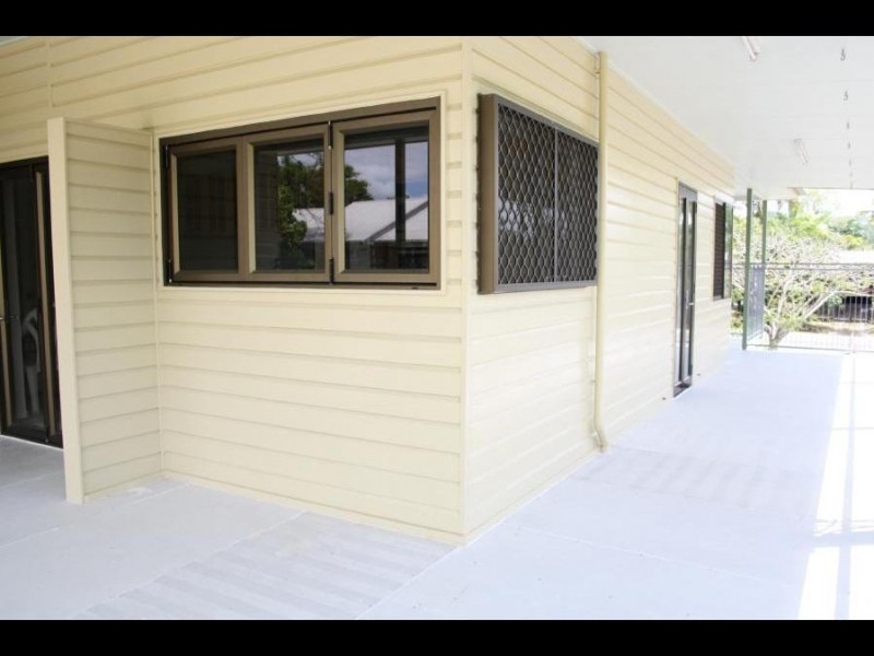 49 Moody Street, Mooroobool QLD 4870