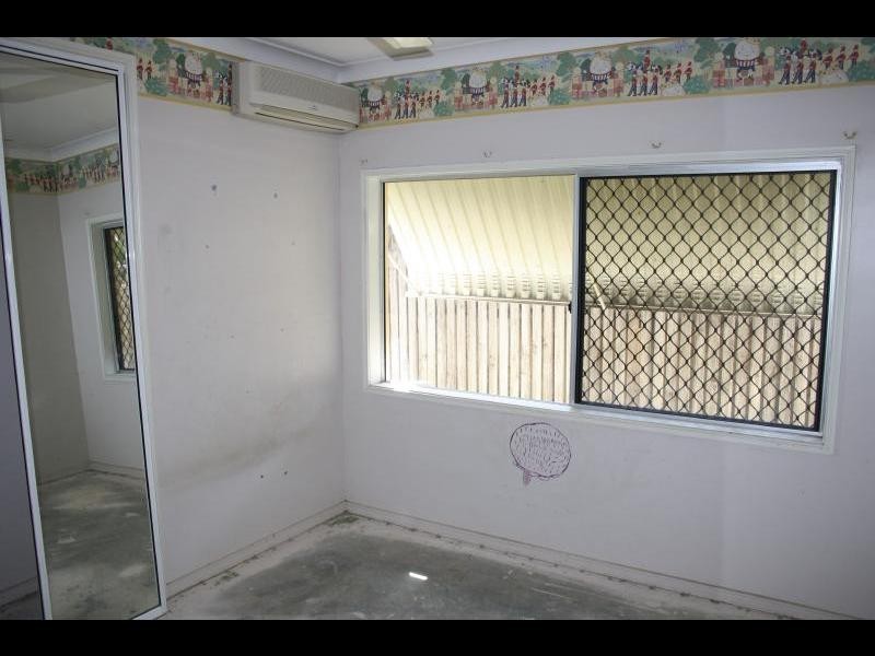 68 Callum Street, Mooroobool QLD 4870