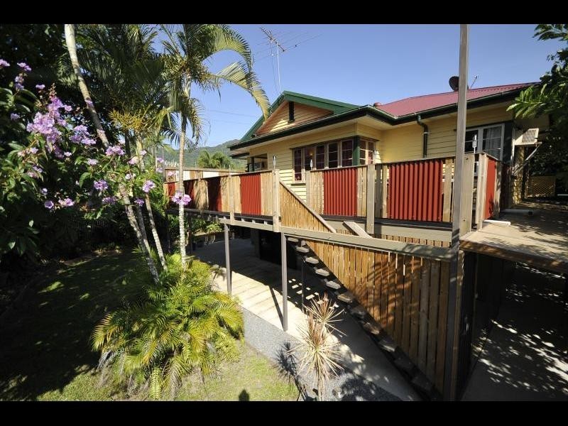 24 George Street, Earlville QLD 4870