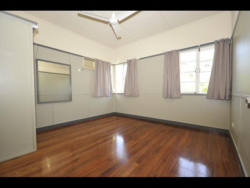 24 George Street, Earlville QLD 4870