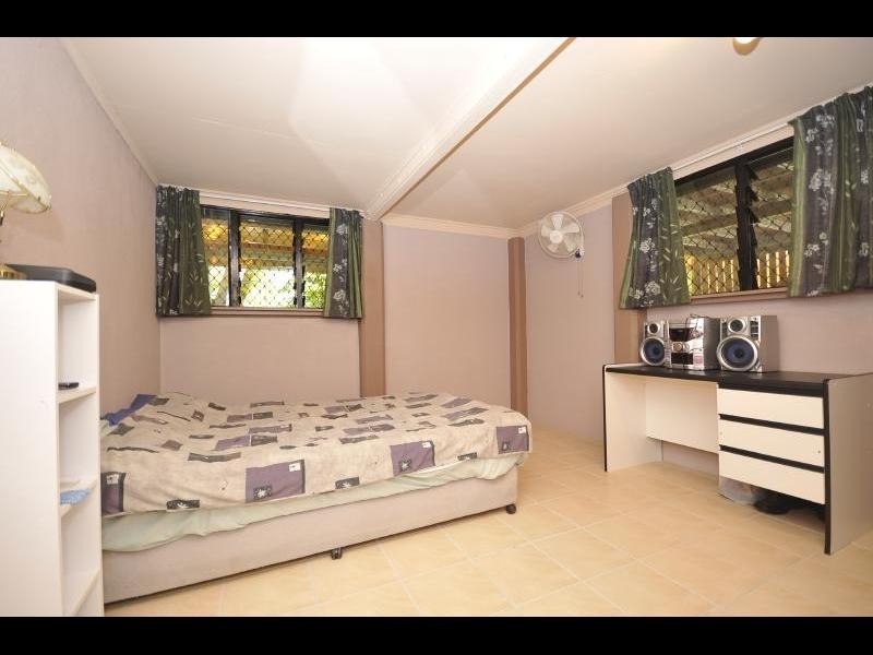 24 George Street, Earlville QLD 4870