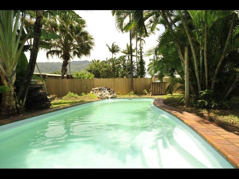 34 Lime Street, Mooroobool QLD 4870