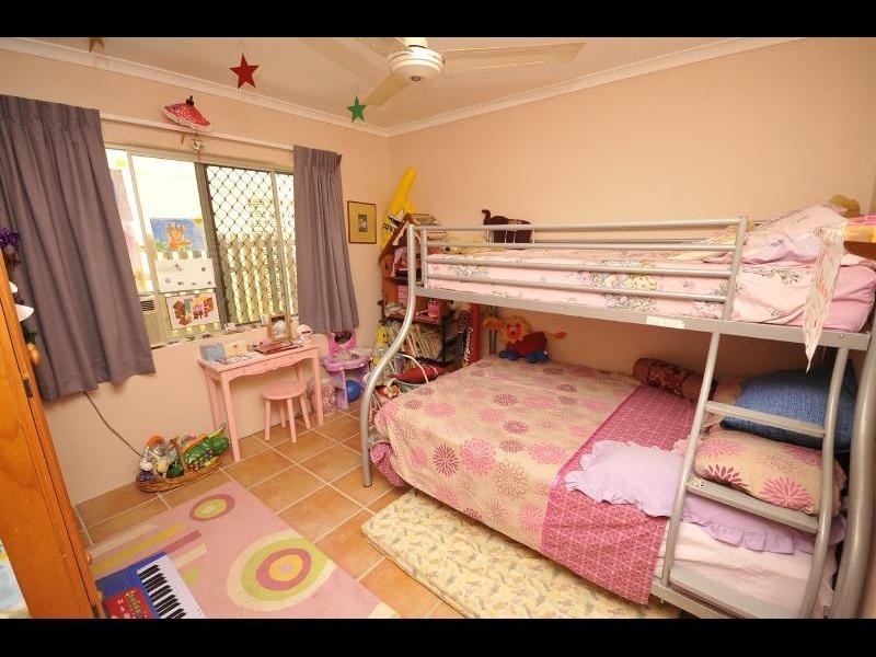 34 Lime Street, Mooroobool QLD 4870