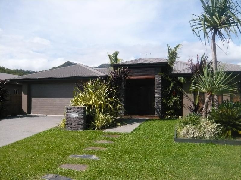 4 Pambula Close, Kewarra Beach QLD 4879