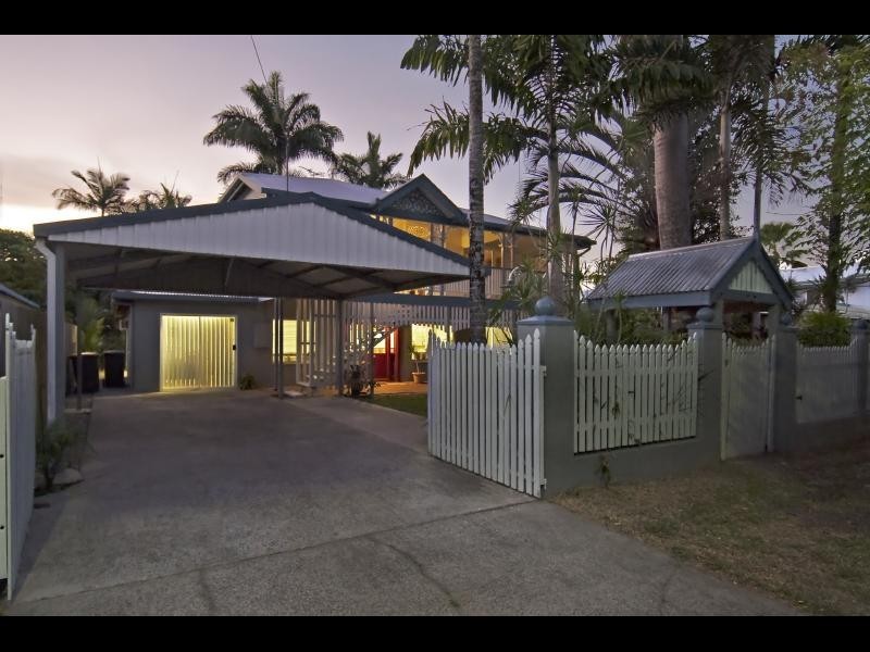 17 Macdonnell Street, Manunda QLD 4870