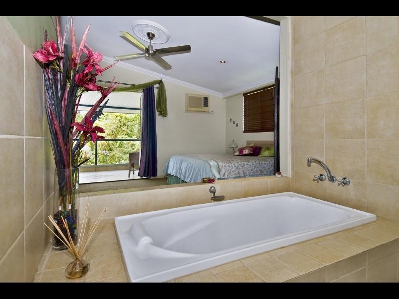 17 Macdonnell Street, Manunda QLD 4870