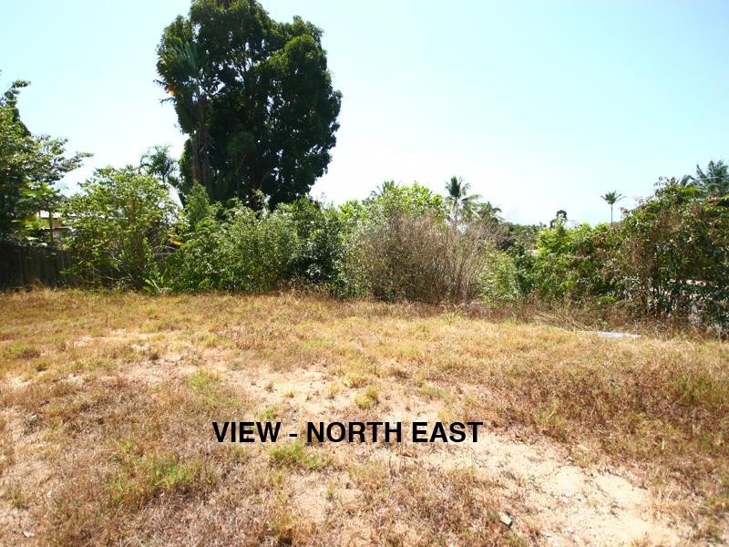 4 Bel-Air Drive, Whitfield QLD 4870