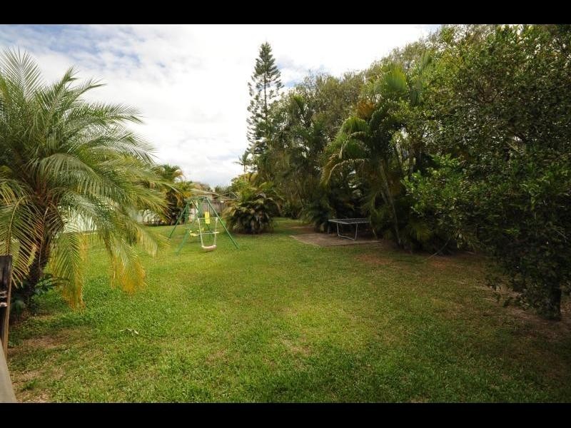 12 Bardup Close, White Rock QLD 4868